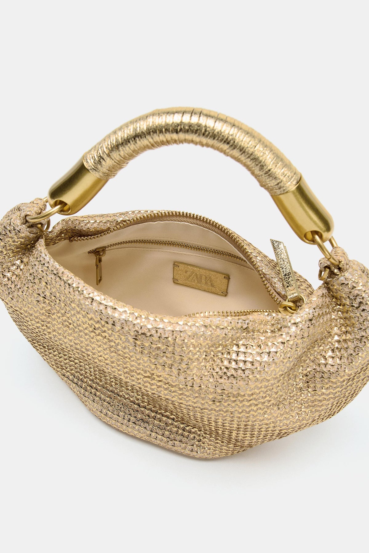 Bolso de Mano Efecto Metalizado