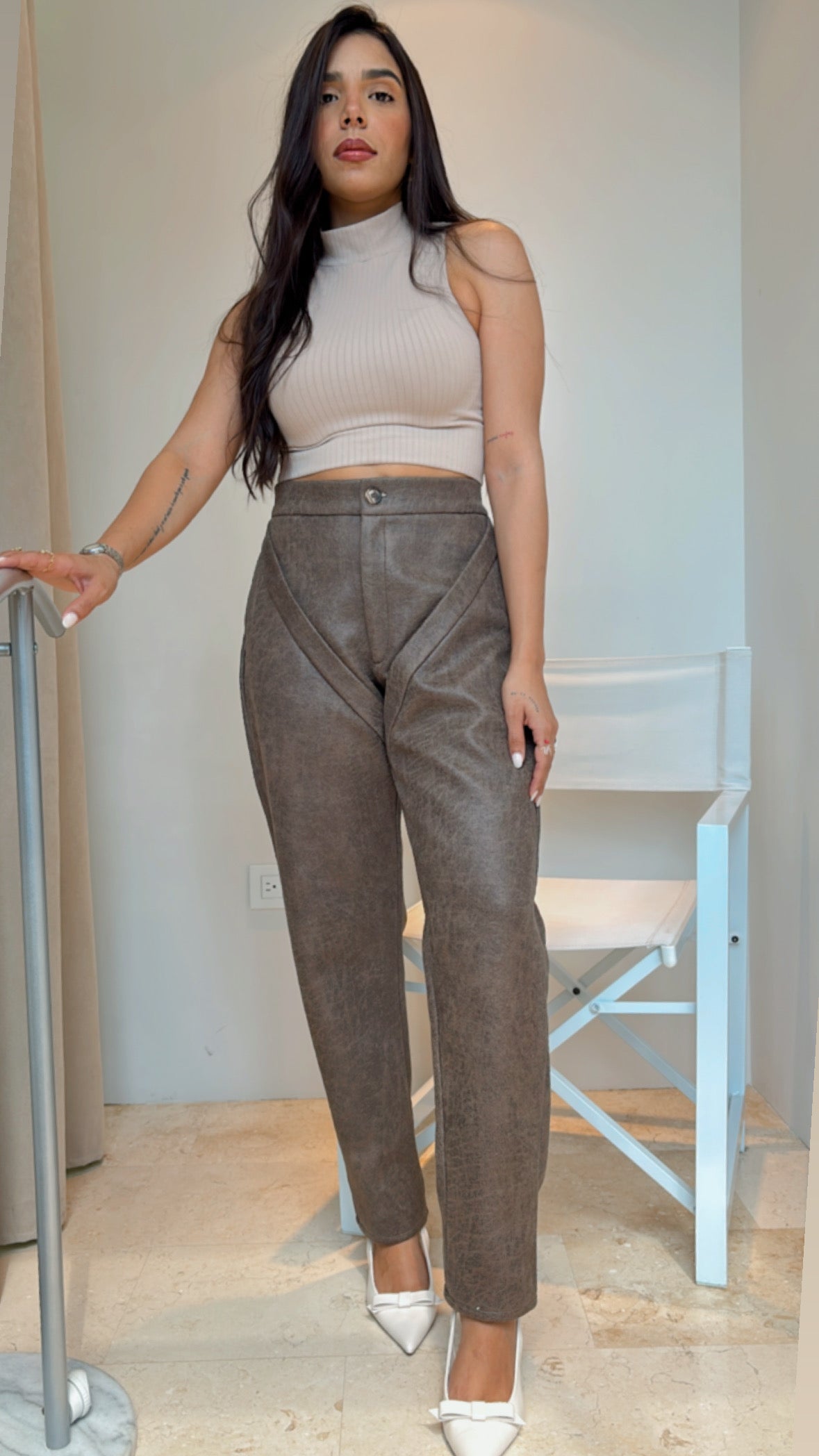 Pantalón de Cuero Gastado