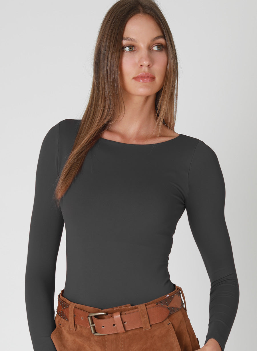 Clean Line Boat Neck LS Top